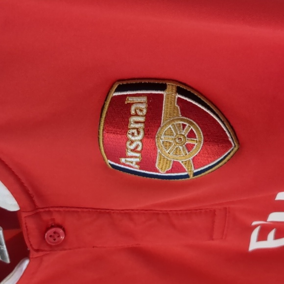 Soccer Fan Fly Emirates Alexis Sanchez Jersey - Picture 2 of 7